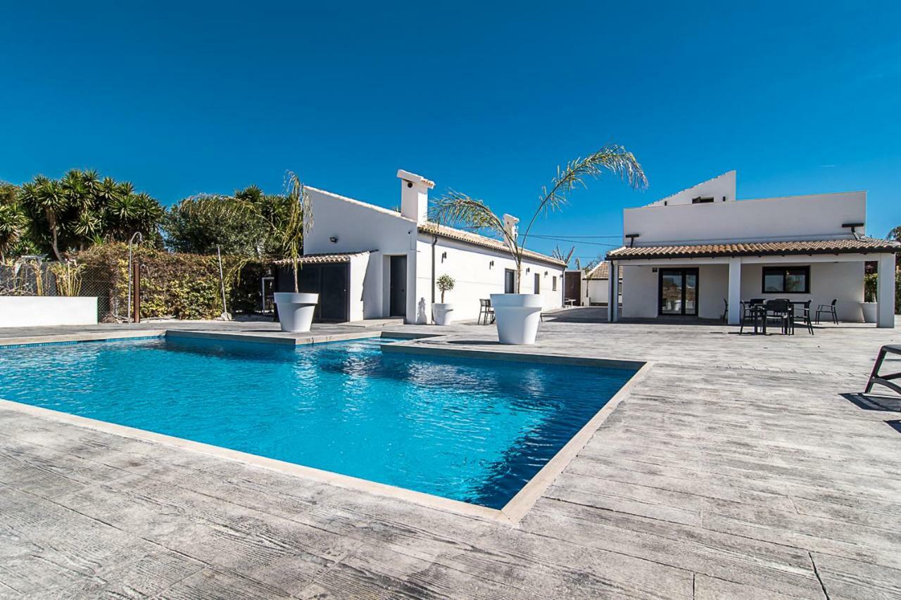 Hotel Casa La Vuelta Formentera de Segura Esterno foto